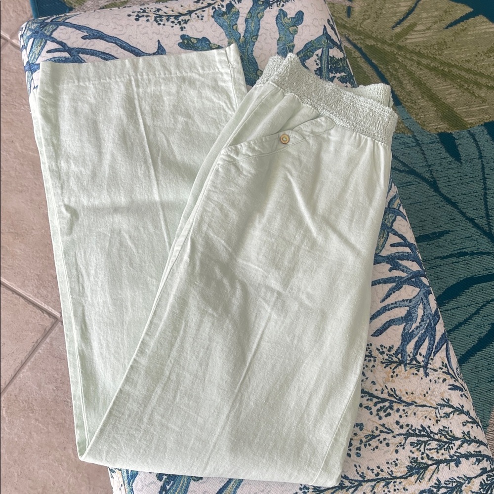 Jolt Light Green Straight Leg Pants